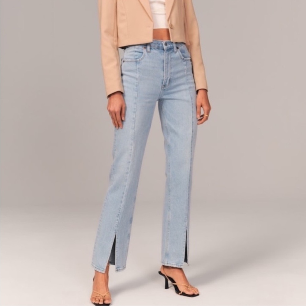 Abercrombie & Fitch 90’s straight ultra high rise Size 28/6L